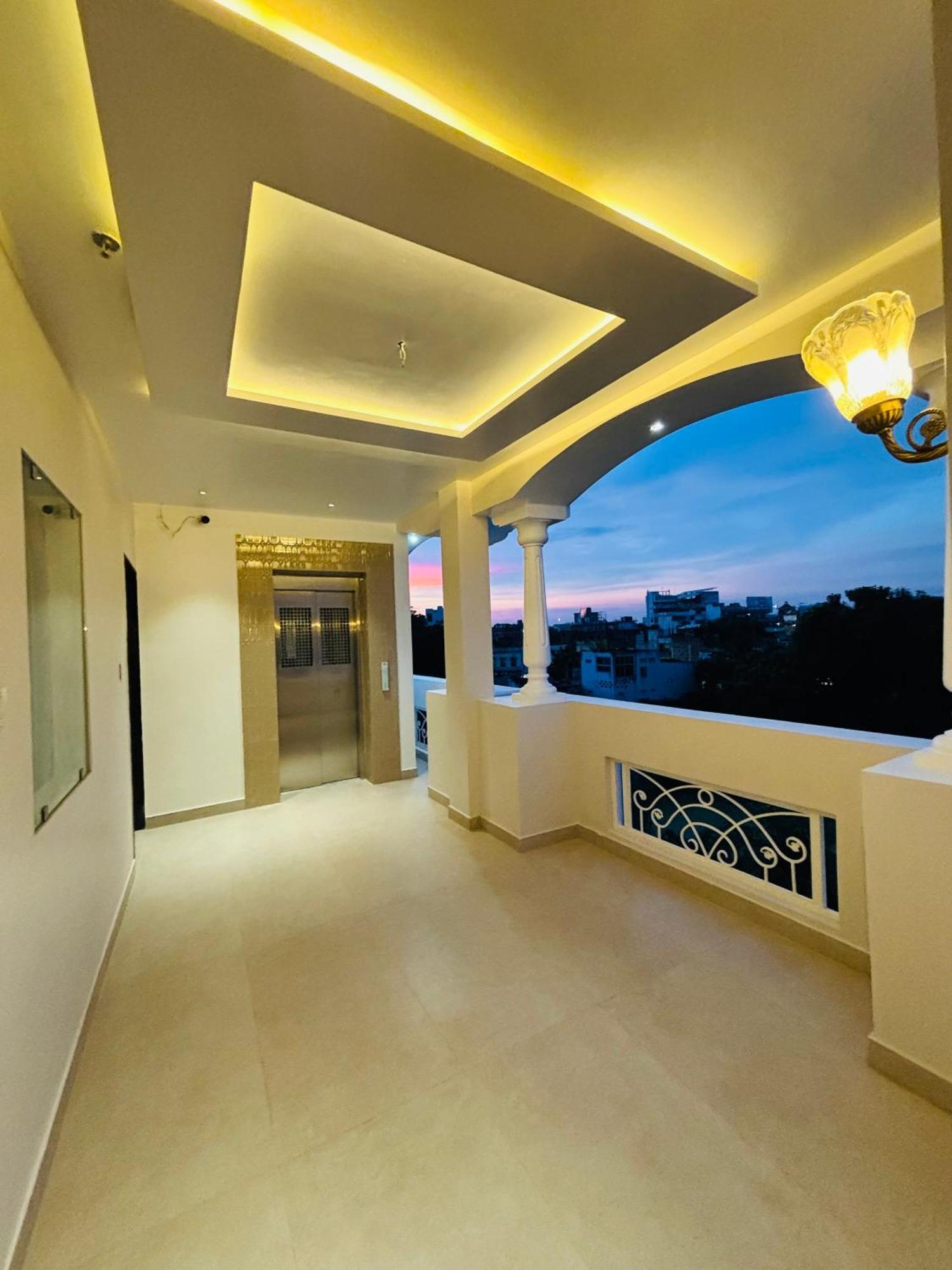 The Lavish Stay Váránasí Exteriér fotografie